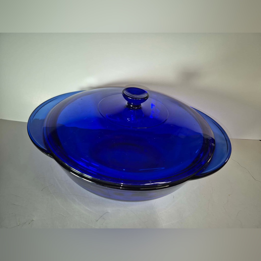 Vintage Blue Cobalt Glass Round Baking Dish with Lid, Handles 2qt Anchor Hocking - Picture 15 of 16